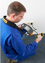 Fluke 1664FC安裝測(cè)試儀 無線共享結(jié)果功能如何助力燈具銷售與專業(yè)服務(wù)